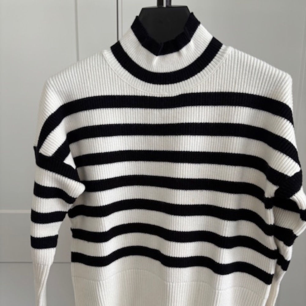 Mila Paloma White/Black Sweater, Size 2